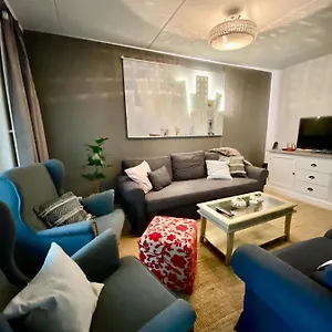 Apartment Beautiful Penthouse In The Center Of, Helsinki